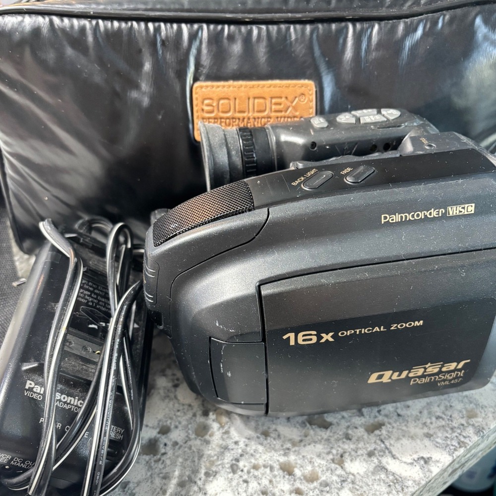 Quasar Palmcorder VHS VML457 Camcorder‎ 16x Optical Zoom AC Adapter